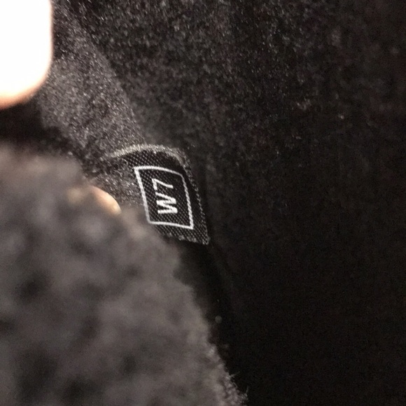 Ugg Boot - Picture 11 of 12